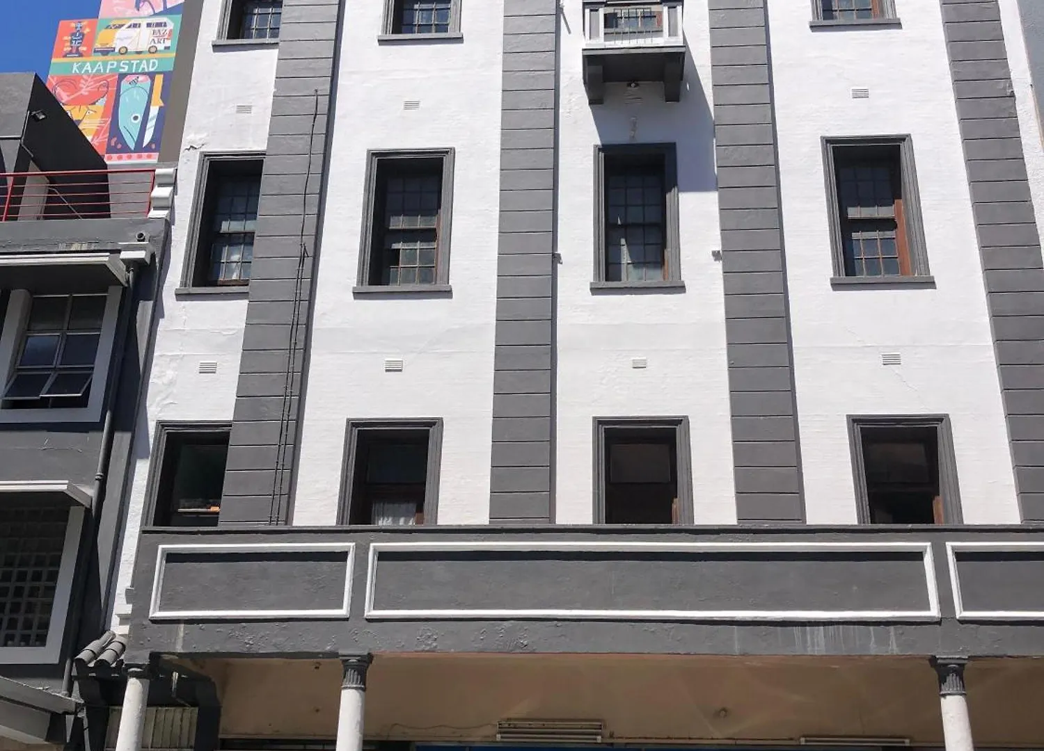 La Casa On Plein Hostel Cape Town
